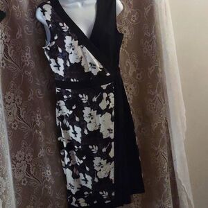 Signature Collection Classic Women's Size S Dress wrap‎ around White Gray Floral
